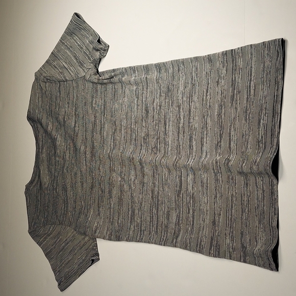 The Nike Tee Size XS - Picture 6 of 6